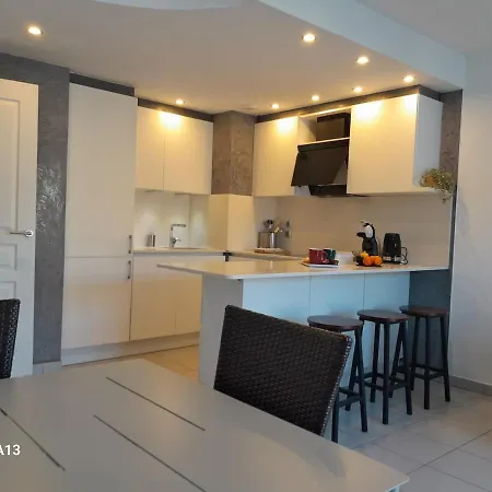 Centre-ville, Clim, Wifi 2-4p Apartment